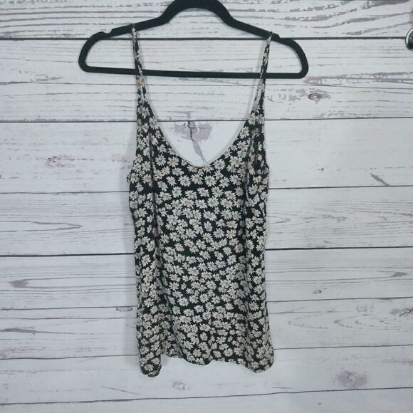 "Brandy Melville" woman's summer shirt - Picture 1 of 7